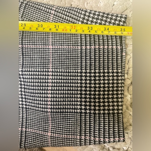 J Crew black and white capri plaid pant - Picture 7 of 7